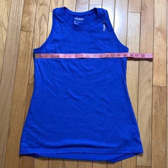 Womens Reebok top - Picture 2 of 5